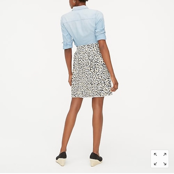 Pleated leopard skirt J.Crew size 0. - Picture 4 of 5